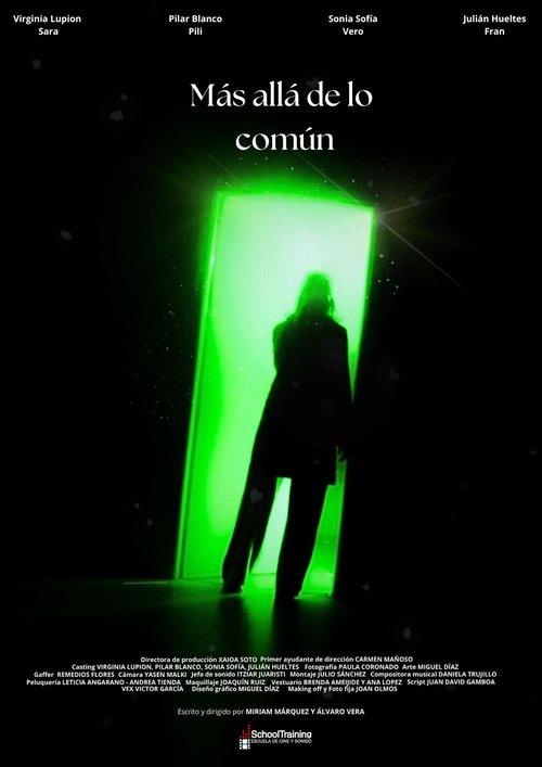 Download Más allá de lo común poster